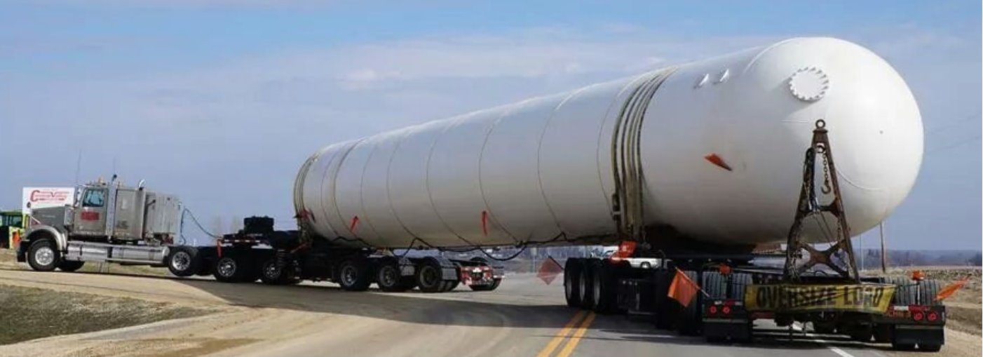 Heavy haul shipping flatbed trailers from Parish Transport on the road